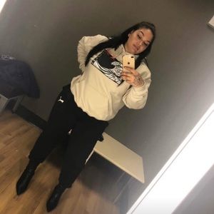 Meet your Posher, Melanie